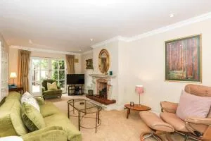 Townhouse in Dublin 4 - check connttact from photos for details ! Close to all ! - Ballsbridge 
