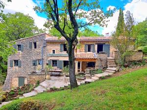 Maisons de vacances En pleine foret : photos des chambres