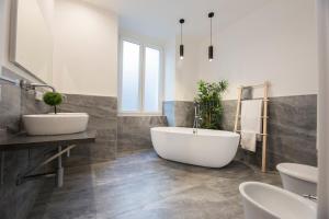 CasaViva-Modern Elegant Trilo in Genova Castelletto