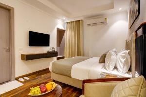 IVA Premium Delhi Airport with Airport Drop