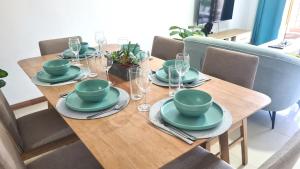 Cozy 3-Bedroom Apartment with Pool and Wildlife Views in Flic en Flac