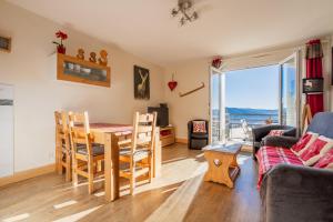 Appartements T2 et T3 Lesprit chalet au coeur du centre ville et 80 m de la télécabine