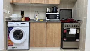O07 Luxury Furnished Studio Apartment near bus stop Garden view Persia Cluster
