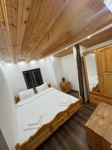 Guest house Elenite - Yakovtsi