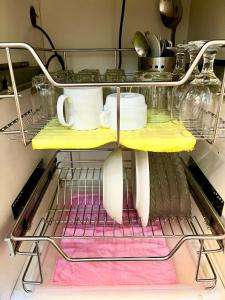 Comfy Condo near BGC, Makati and Naia