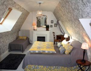 B&B / Chambres d'hotes Logis Les Remparts : photos des chambres