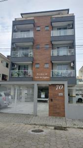 Apto próximo da praia e do centrinho dos Ingleses