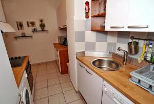 Main Square Apartment