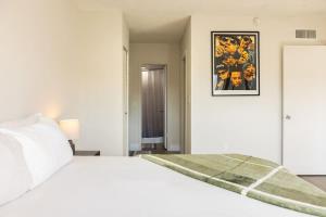 1BR with Kitchen Eastern Shores near Sunny Isles