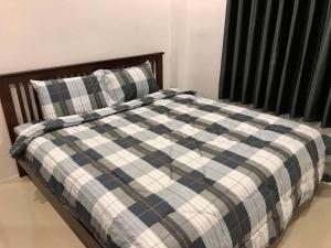 Tiny cozy home with little garden 7 min to beaches