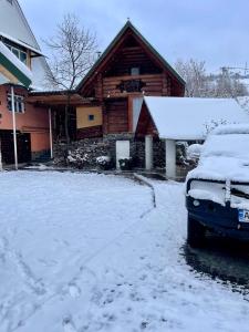 Садиба BETWEEN MOUNTAINS