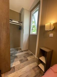 Mobilhome bord du lac