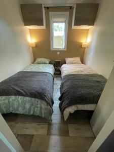 Mobilhome bord du lac