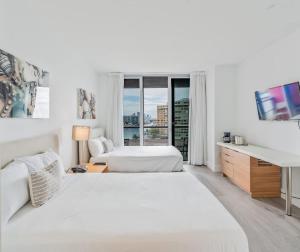 Amazing Studio at Beachwalk with Pool & Gym