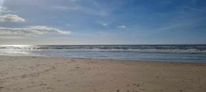 Maisons de vacances La bulle d-Opale : Maison 4 Chambres