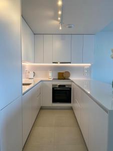 Ipanema spa resort, large terrace, golf, 10min to beach, mountain views