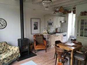 The Orangery apartment, Chateau de la Trousse