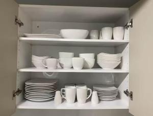 1 Bed & Kitchen at Beachwalk - Pool Gym Beach 22fl