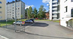 Central Station Apartment with free parking
