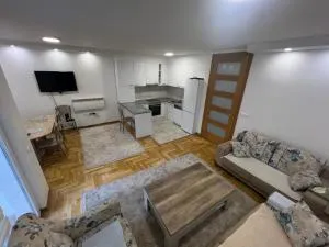 Pearl of Hadzici - 哈季奇