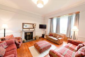 The Old Vicarage with hot-tub & sauna