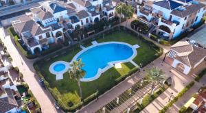 Casas-VeraPlaya Al Andalus Residencial Casa La Libertad