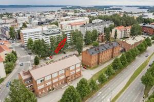 Central Station Apartment with free parking