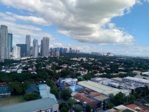 1BR-corner unit at Laureano di Trevi Makati