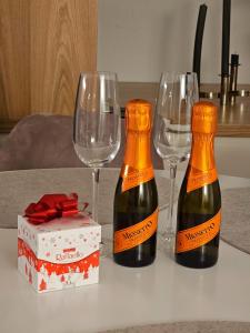 NĀVA PLACE Alpine Apartment in Kaprun - Peaceful Location, Near Glacier & WiFi