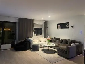 Feriebolig sentralt og nærme Ski VM - Tiller