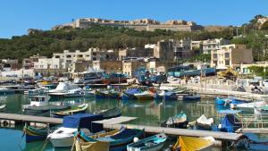 Fort Chambray Sea-View Apartment with Pool