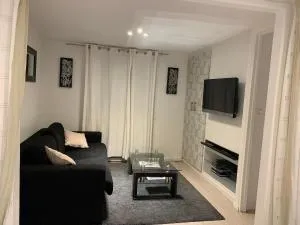 Charmente Dépendance proche Disney et Paris - 奥祖瓦尔-拉费里耶尔