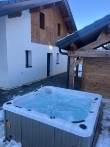 Villas Villa luxueuse avec sauna et jacuzzi : photos des chambres