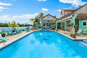 NEW LUXE Caribbean Cottage in THE BAHAMAS with Canal Access! - Stapleton Gardens