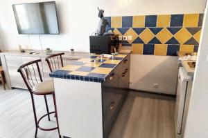 Studio charmant à Fréjus avec piscine commune - 30 m²