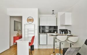 Appartements Studio Lumineux et confortable parking : photos des chambres
