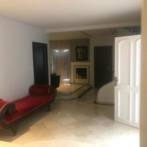 Somptueuse villa avec piscine privée au seins de la résidence ISLY GOLF