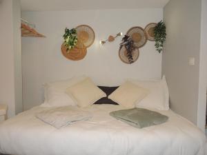 Appartements L-Escale, studio, hyper-centre historique, Netflix : photos des chambres