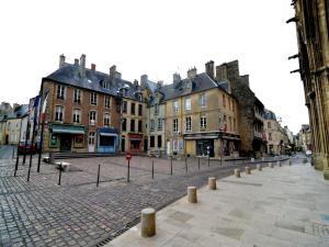 Apartment in Bayeux near D-Day Beaches