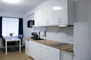 LYLY APARTMENT - Free Private Parking