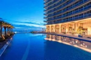 Best Building in Santos - 2 bedrooms! - Sea Front - Campo Grande