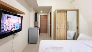 Good Deal and Homey Studio at Vida View Makassar Apartment By Travelio