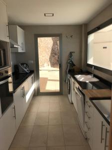 Villa conectada al mediterraneo, Infinity pool