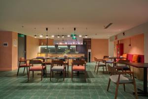 M Village Hotel Long Biên