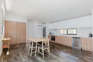 The Nix - 10 of 13 Reedys Cutting Road - Corryong