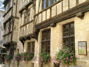 B&B / Chambres d'hotes Logis Les Remparts : photos des chambres