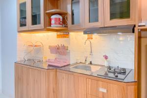 Studio at Transpark Juanda Bekasi Timur Apartment By Travelio