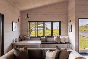 Black Cockatoo Coorabell