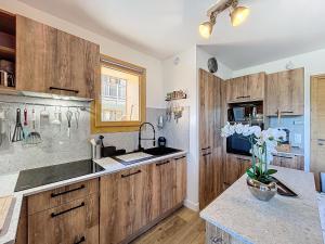 Appartements Appartement standing a Combloux avec balcon et parking - FR-1-560-156 : photos des chambres