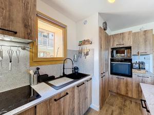 Appartements Appartement standing a Combloux avec balcon et parking - FR-1-560-156 : photos des chambres